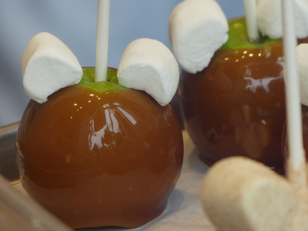 Mickey Mouse Caramel Apples