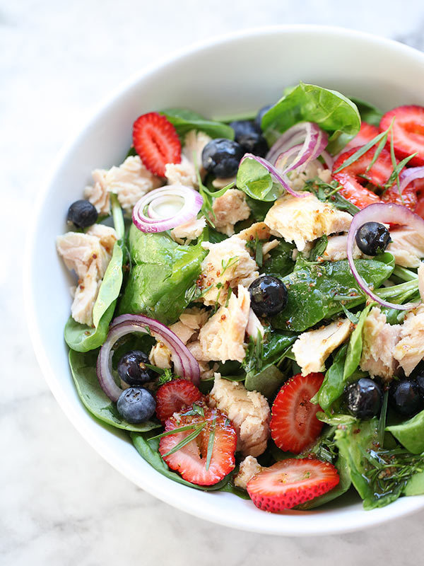 Summer Berry Spinach Salad