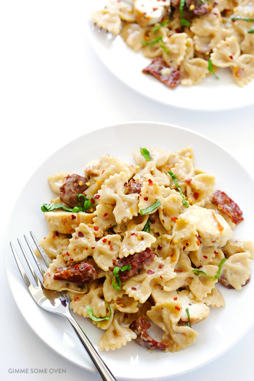 Creamy Pasta With Chicken And Sun-Dried TomatoesSource