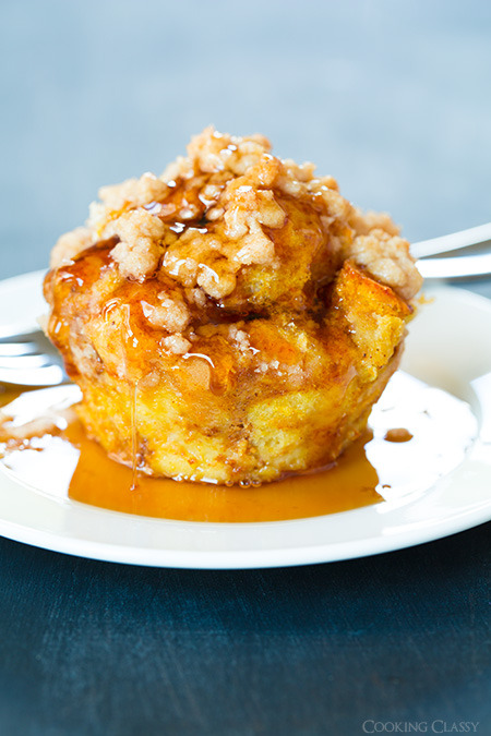 Pumpkin French Toast Muffins with Cinnamon Streusel Topping